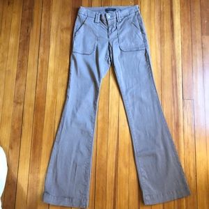 Patch pocket bootcut Chinos